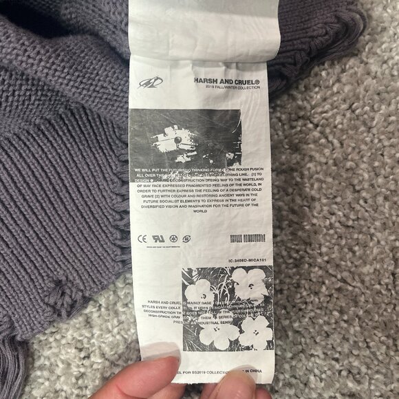 Harsh And Cruel Sweater Men XL Ripped Graphic Waste Land 100% Cotton Streetwear - Picture 9 of 11